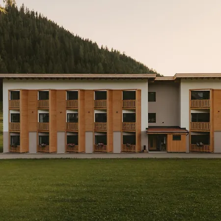 Roessl Lodge-2